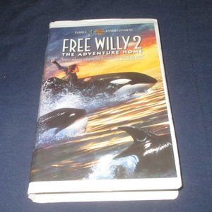 Free Willy 2: The Adventure Home (VHS, 1995, Clamshell)